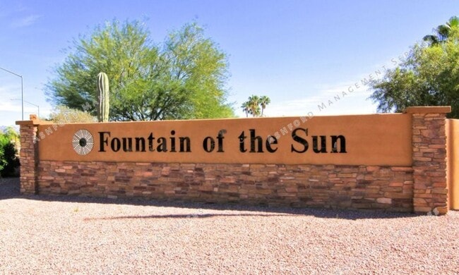 Building Photo - GOLF COURSE HOME W AMENITIES GALORE IN FOUNTAIN OF THE SUN 55+ COMMUNITY & COUNTRY CLUB