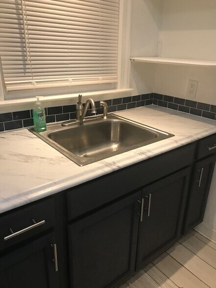 Building Photo - 595 South 7th Street