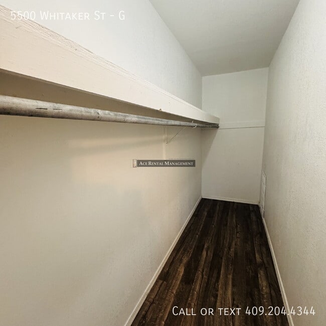 Building Photo - 5500 Whitaker Ave