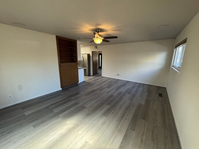 Building Photo - Beautifully Updated 3-Bedroom Home – First...
