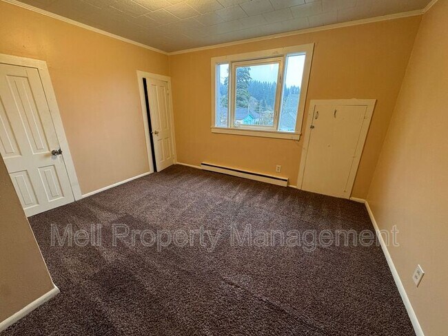 Building Photo - 507 N 5th St