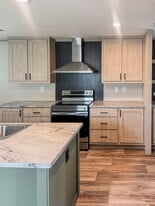 Building Photo - 1628 Paradela Pl