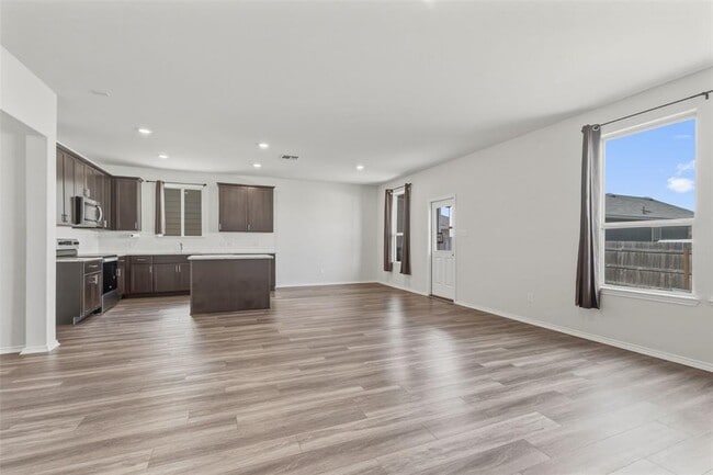 Building Photo - 201 Katie Elder Dr