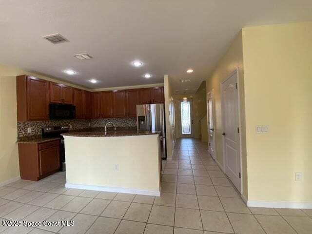 Building Photo - 708 Ventura Dr
