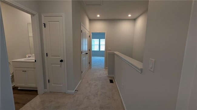 Building Photo - 3053 Beacon Bend Xing