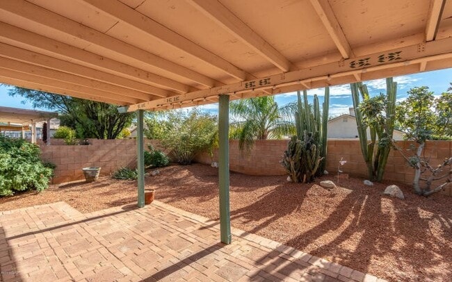 Building Photo - 3Bdrm / 2Ba  Bright & Clean near Thorneydale/Hardy