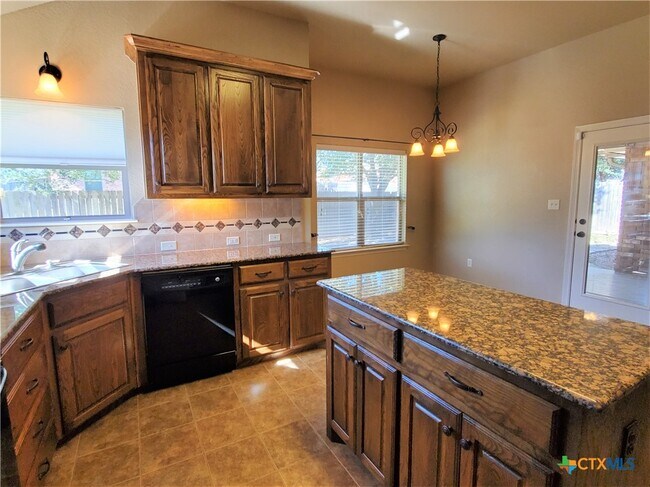 Building Photo - 5020 Sean Patrick Glen