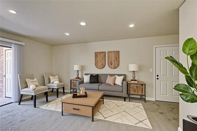 Building Photo - 4450 Sandy River Dr