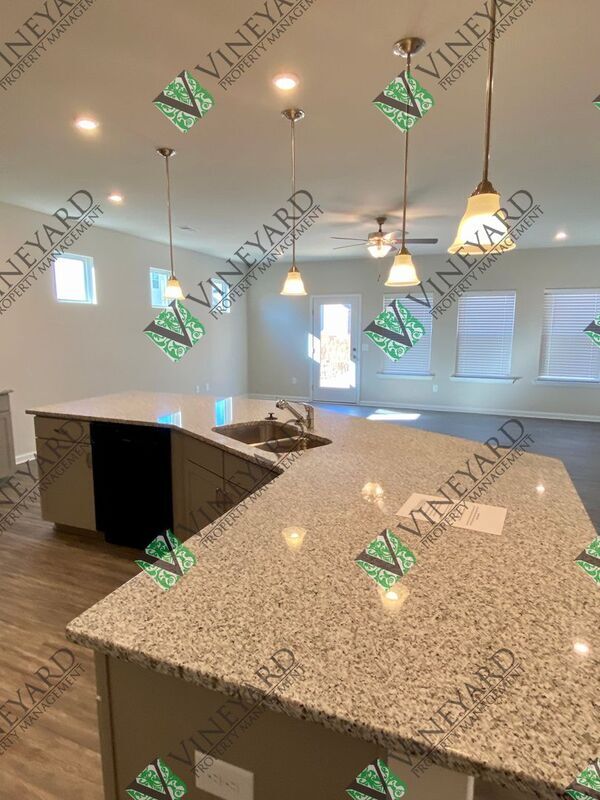 Building Photo - 186 Malbone St SW