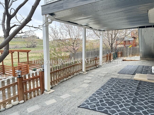 Building Photo - 7402 Eagle Rock Dr