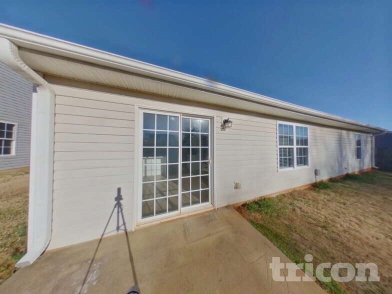 Building Photo - 257 Waxberry Ct