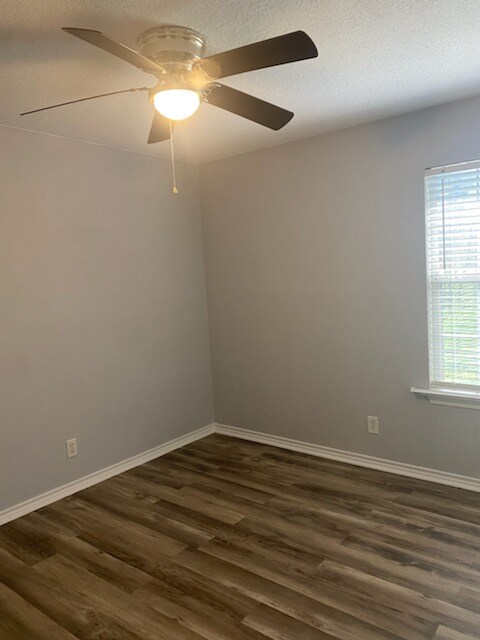 Building Photo - 203 S Jefferson Ave