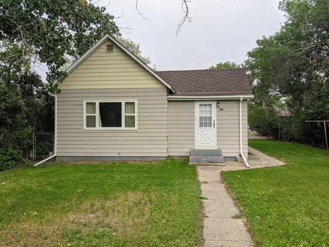 Primary Photo - 211 W Cascade Ave