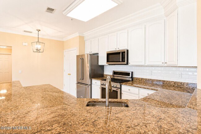 Building Photo - 40 Golden Eye Ln