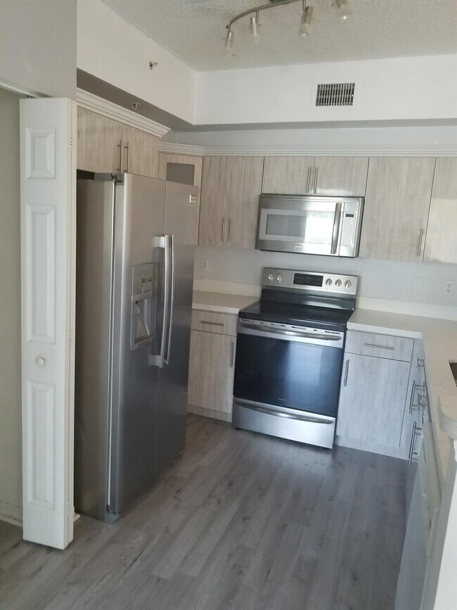 Building Photo - 2080 W Preserve Way