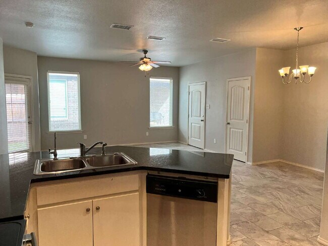 Building Photo - Southwest Lubbock Duplex in Cooper School District