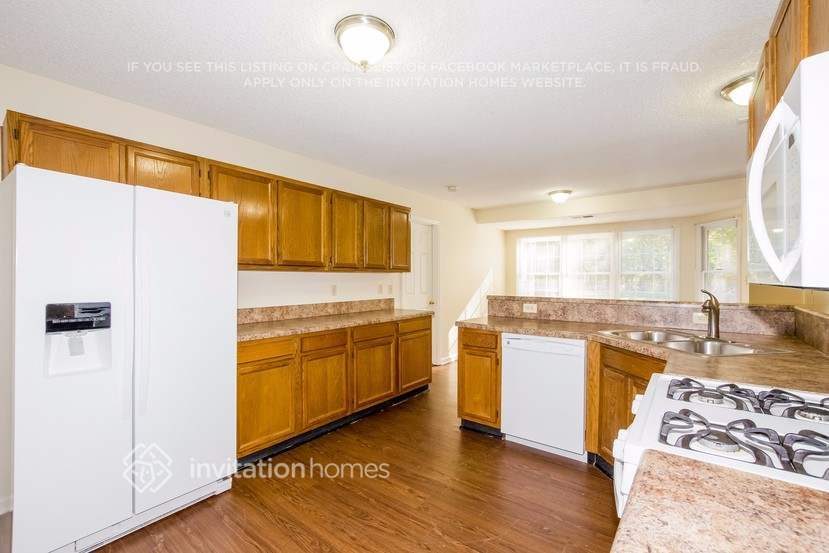 Building Photo - 9918 Manbey Ct