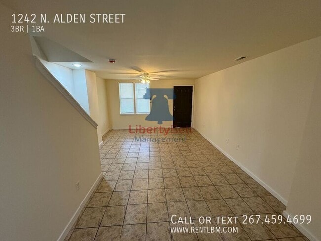 Building Photo - 1242 N Alden St