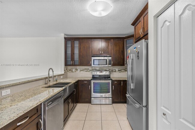 Building Photo - 21455 SW 86th Pl