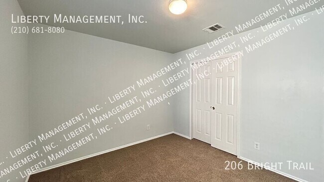 Building Photo - 206 Bright Trail