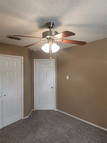 Building Photo - 2917 Clovermeadow Dr