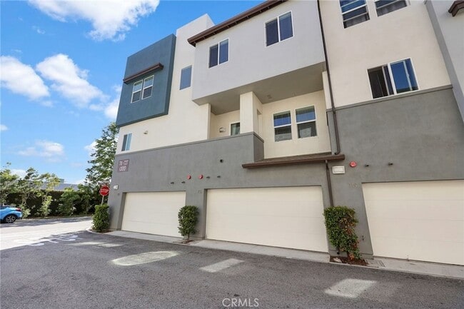 Building Photo - 711 Brooklyn Dr