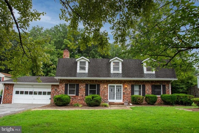 Primary Photo - 3084 Eutaw Forest Dr