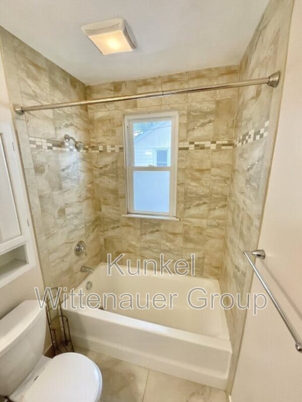 Building Photo - 1514 N Church St