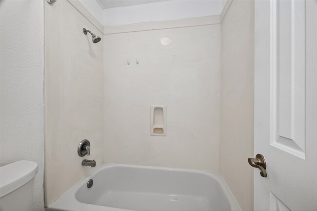 Building Photo - 2905 Fountain Brook Ct