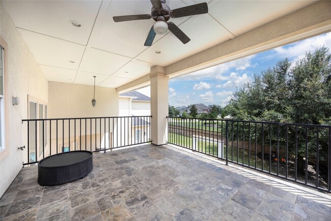 Building Photo - 25207 Springwood Lake Dr