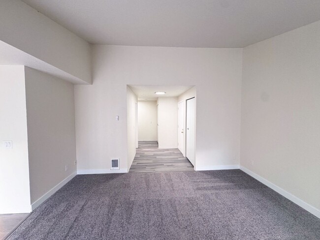 Interior Photo - Wellington Place Apartments