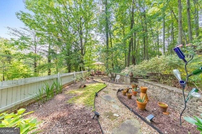 Building Photo - 1502 Rockcrest Way