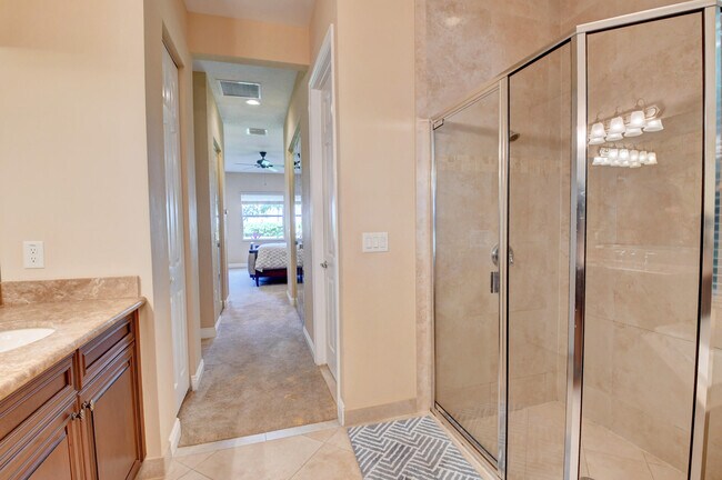 Building Photo - 8891 Starhaven Cove