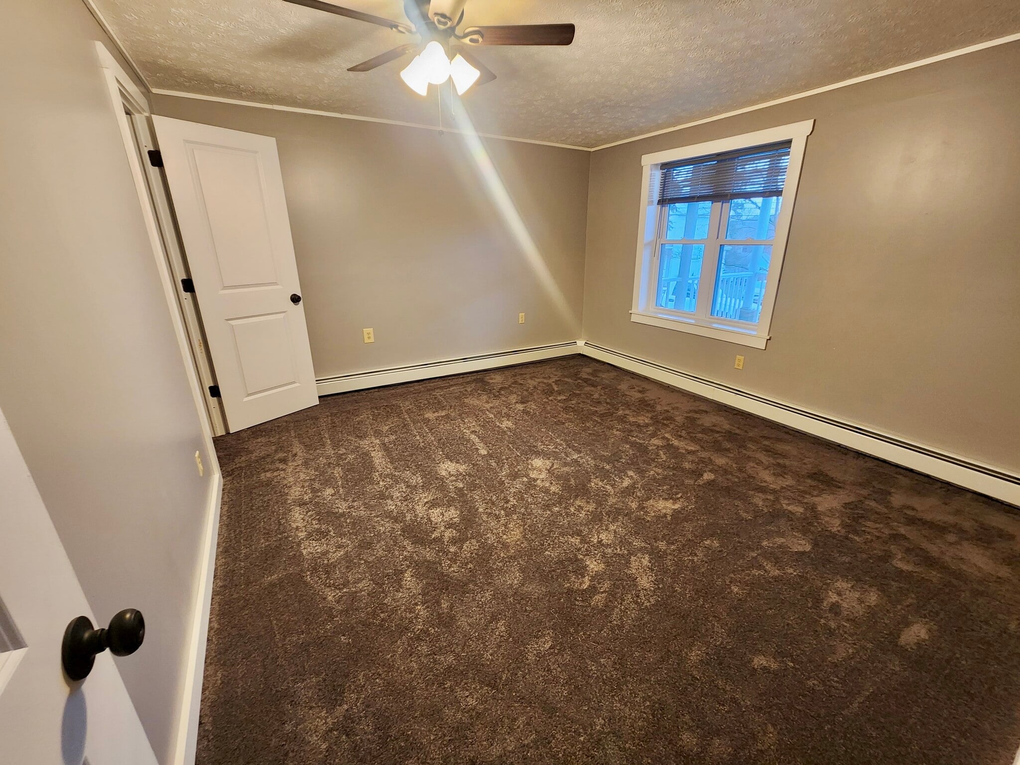 Building Photo - 1126 Walnut St