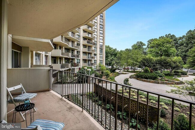 Building Photo - 9039 Sligo Creek Pkwy