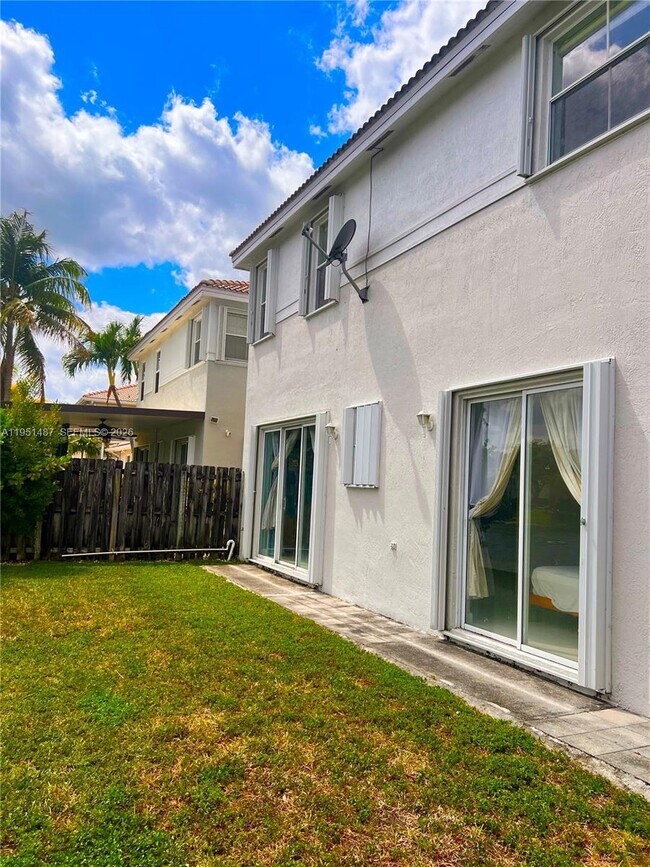 Building Photo - 11336 NW 47th Ln