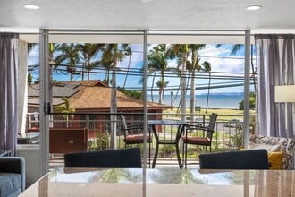 Building Photo - Full Ocean View, Fully Furnished Condo |Across from Surf Beach|Pool |Renovated |Heart of Kihei