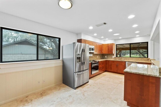 Building Photo - 11532 Spicewood Pkwy