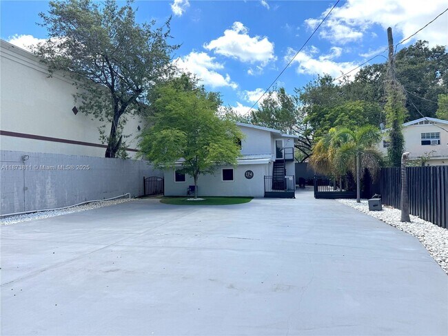 Building Photo - 174 NE 55th St