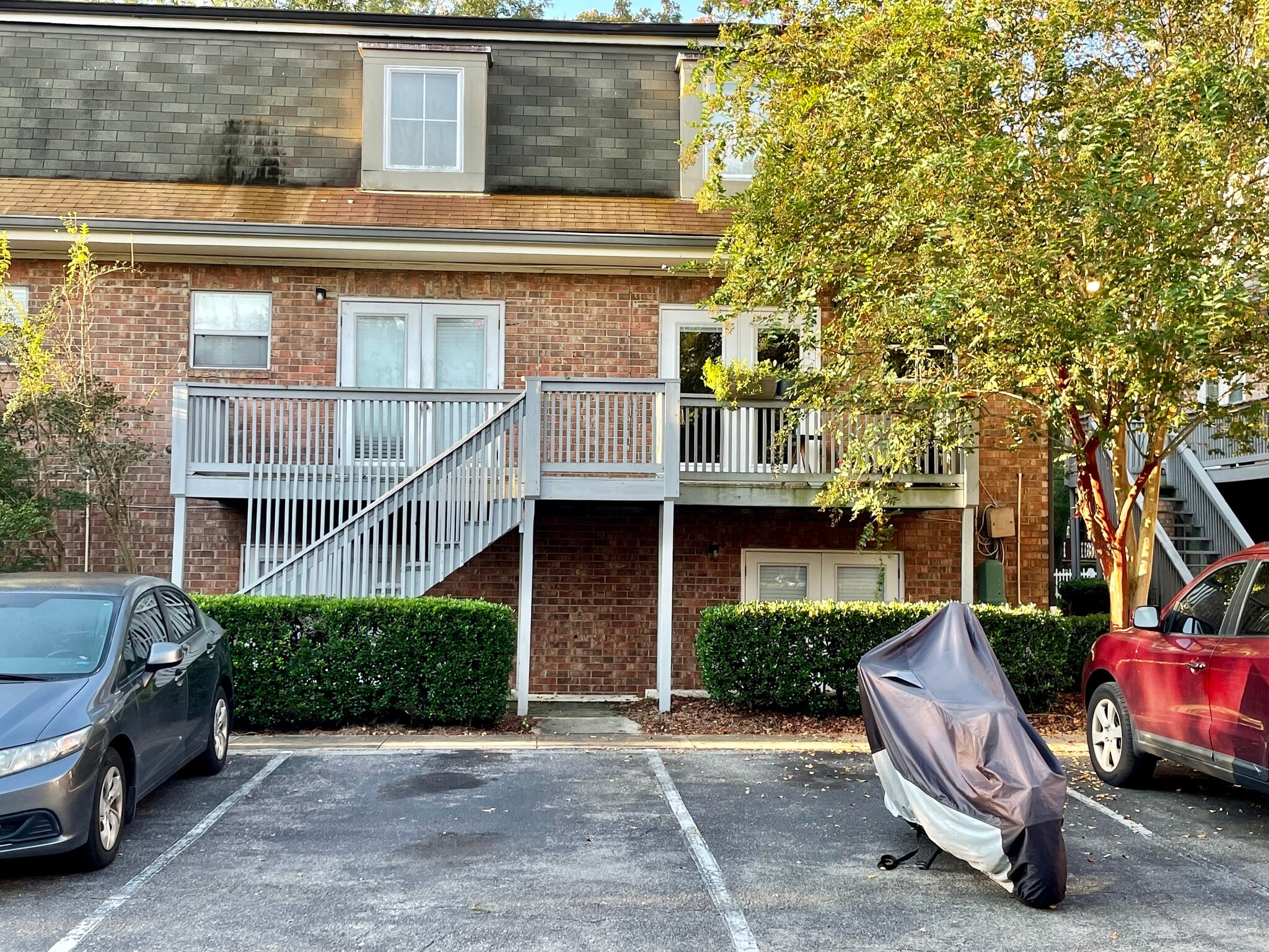 Building Photo - 408 E Virginia St