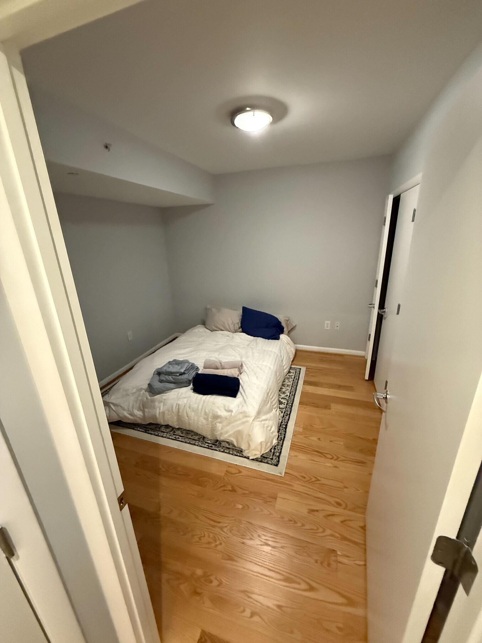 Building Photo - 350 G St SW