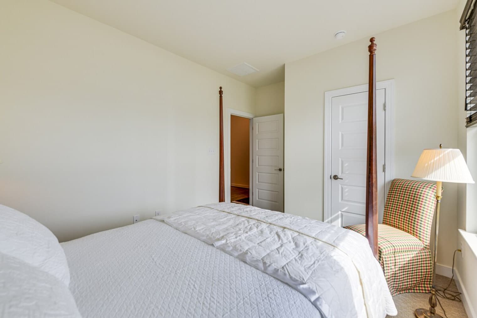 Building Photo - 1706 Mainsail Ln