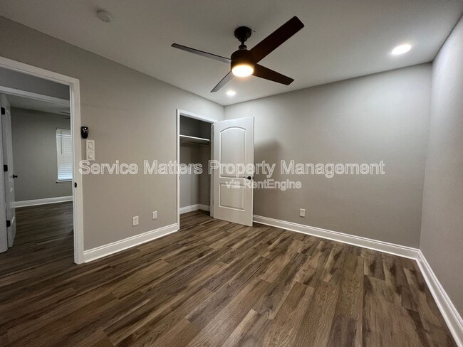 Building Photo - 5429 Jenny Cir