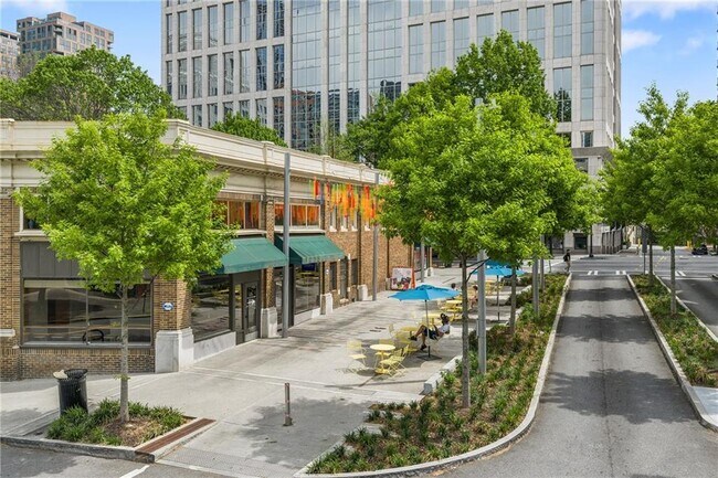 Building Photo - 81 Peachtree Pl NE