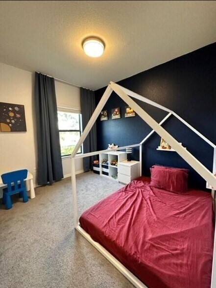 Building Photo - 4460 San Fratello Cir