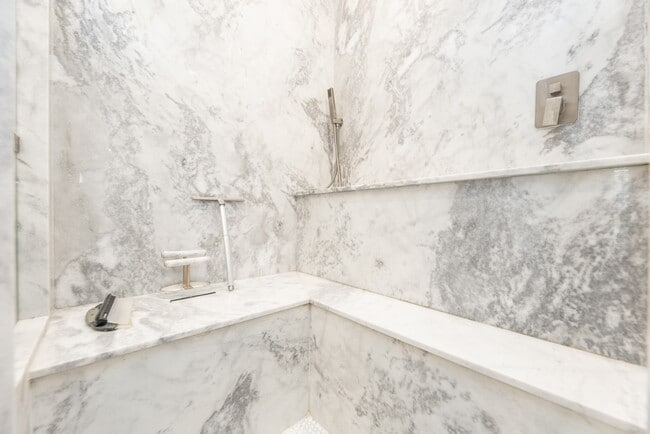 Building Photo - 14842 Grand Corral Ln