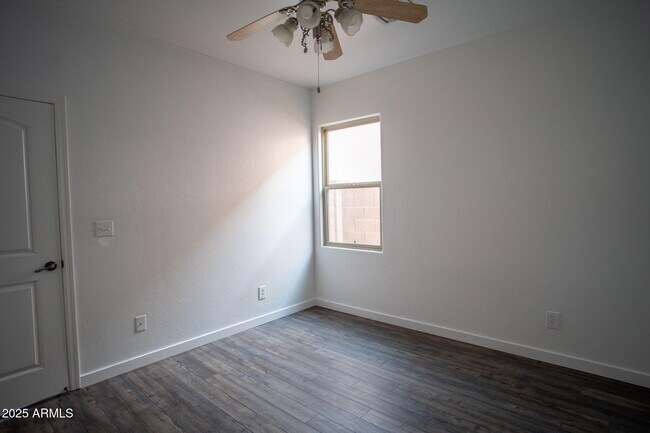 Building Photo - 2599 Copper Sky Dr