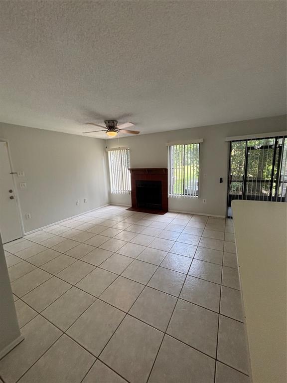 Building Photo - 537 Sun Ridge Pl