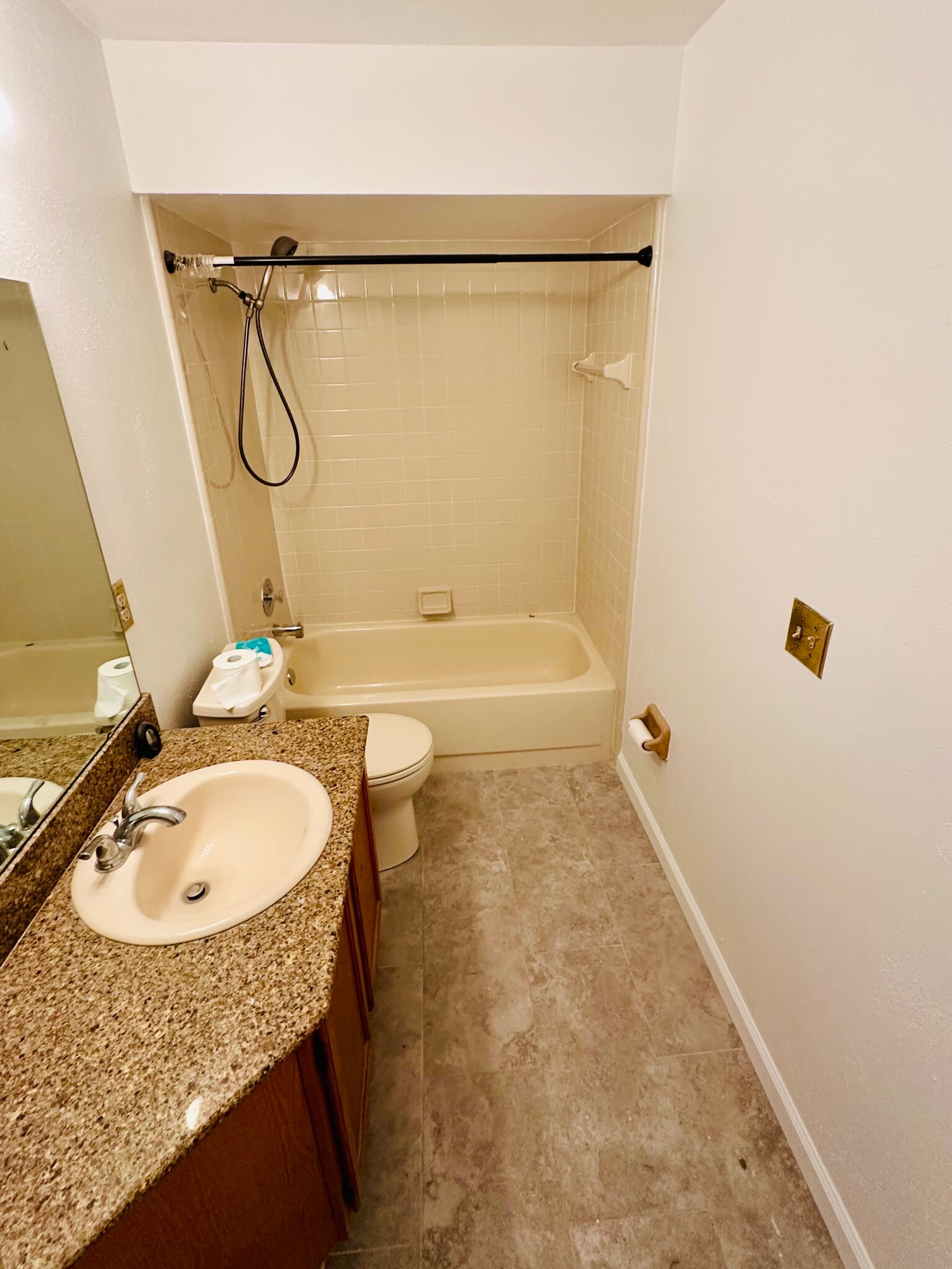 Building Photo - 12213 Augusta Woods Cir