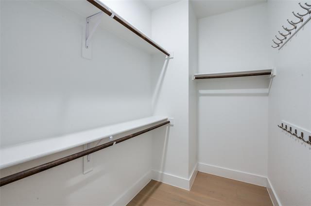 Building Photo - 7501 Hewitt Dr